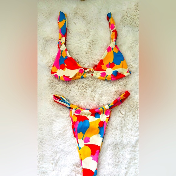 Aurelle Swim Monaco Bikini Set Size Medium - Picture 1 of 3